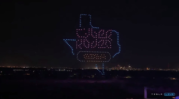 特斯拉無人機廣告 特斯拉無人機廣告