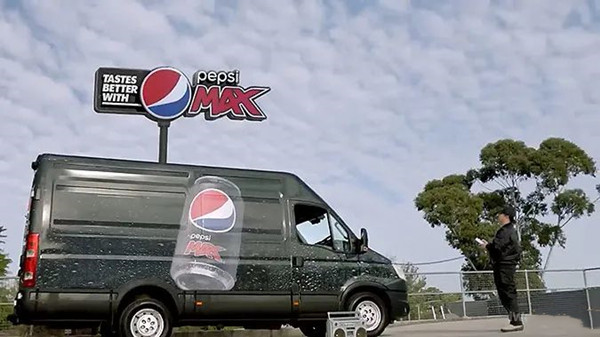 百事可樂車載戶外廣告 百事可樂車載戶外廣告