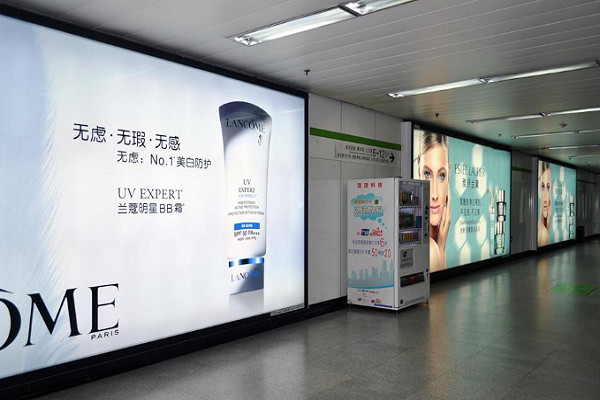 廣州地鐵燈箱廣告 廣州地鐵燈箱廣告