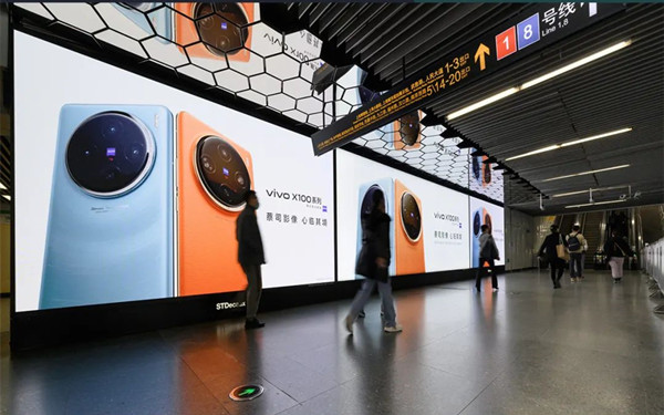 vivo手機上海地鐵廣告 vivo手機上海地鐵廣告