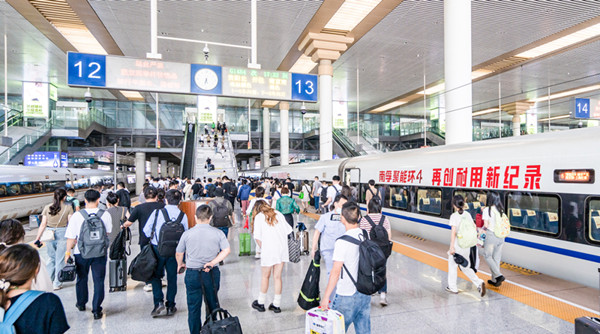 南孚高鐵廣告 南孚高鐵廣告